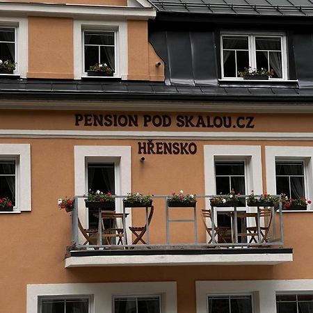 Pension Pod Skalou Hřensko エクステリア 写真